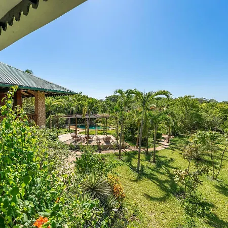 Tombo House Bed & Breakfast Diani Beach Exterior photo