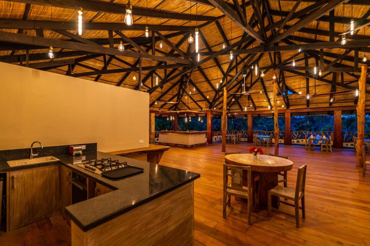 Tombo House Nocleg ze śniadaniem Diani Beach